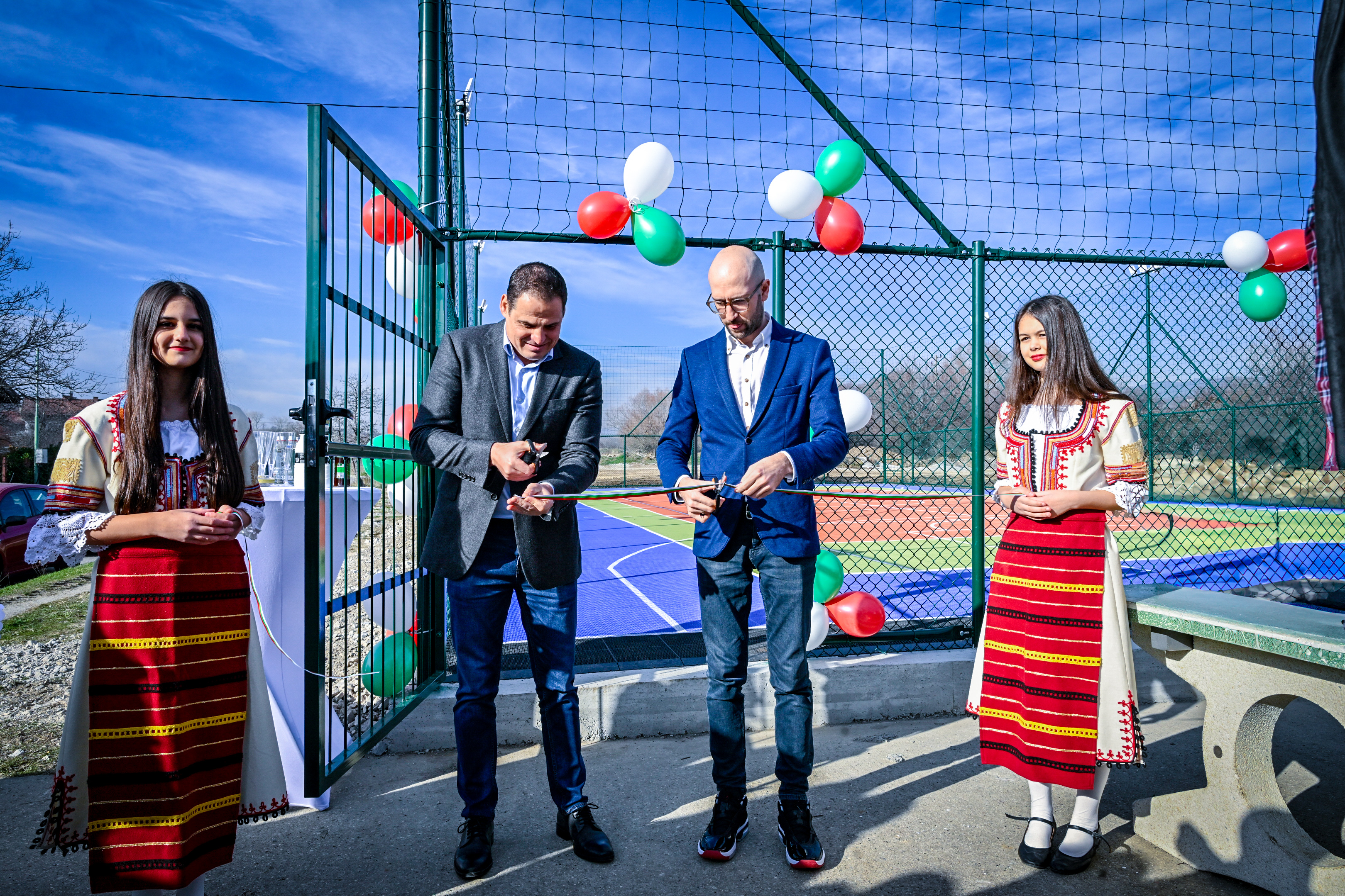 Спортна площадка (1)