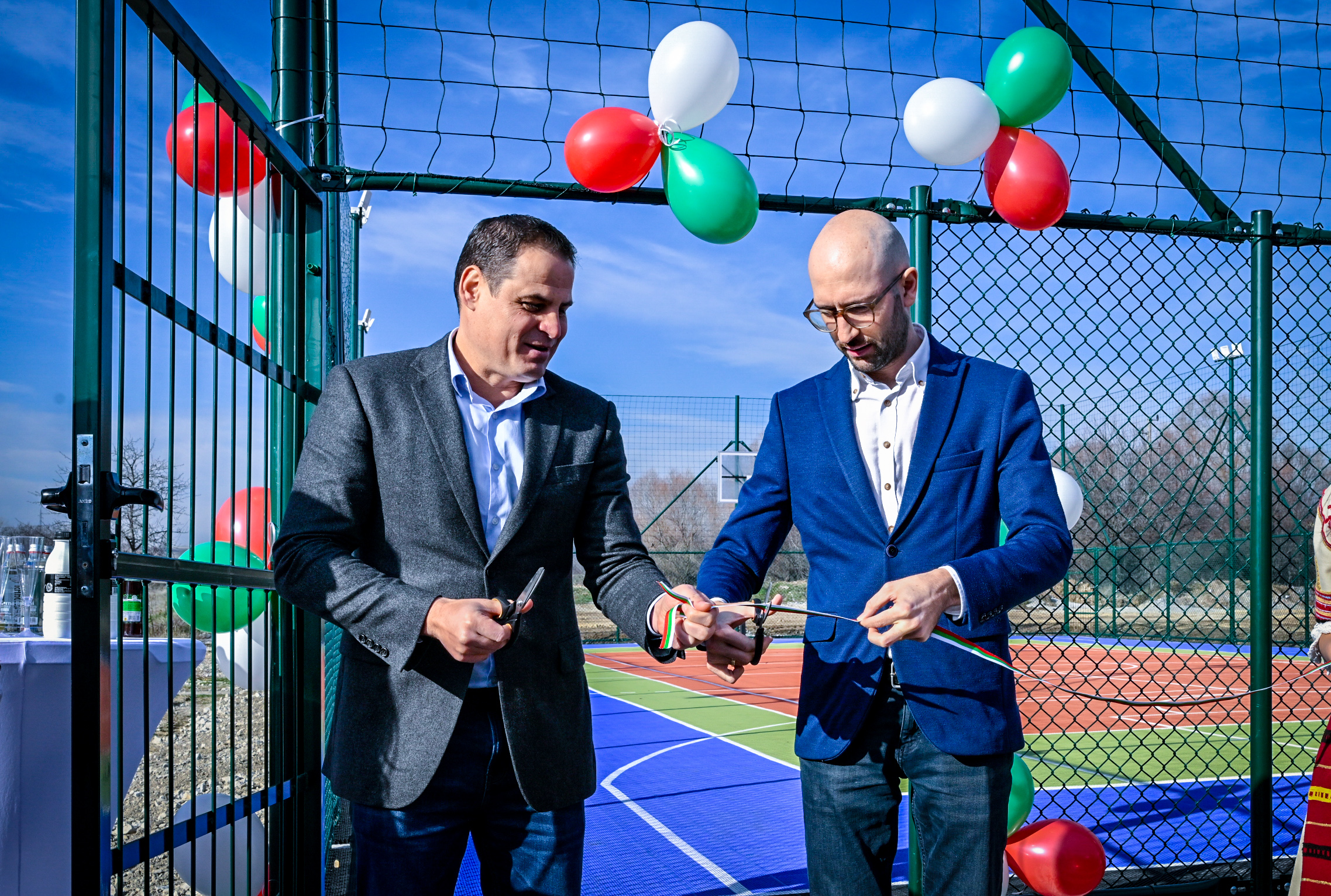 Спортна площадка (2)