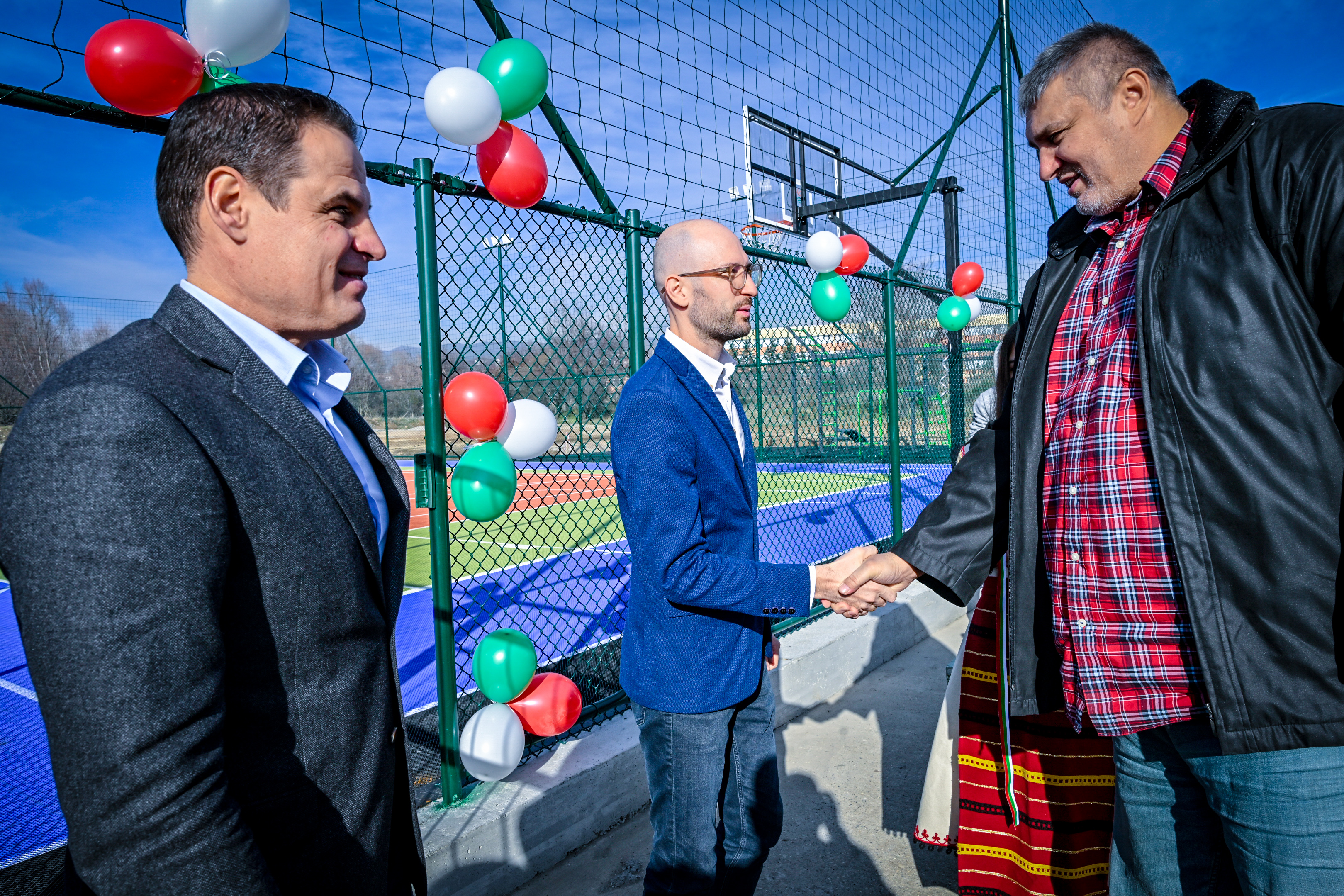 Спортна площадка (3)