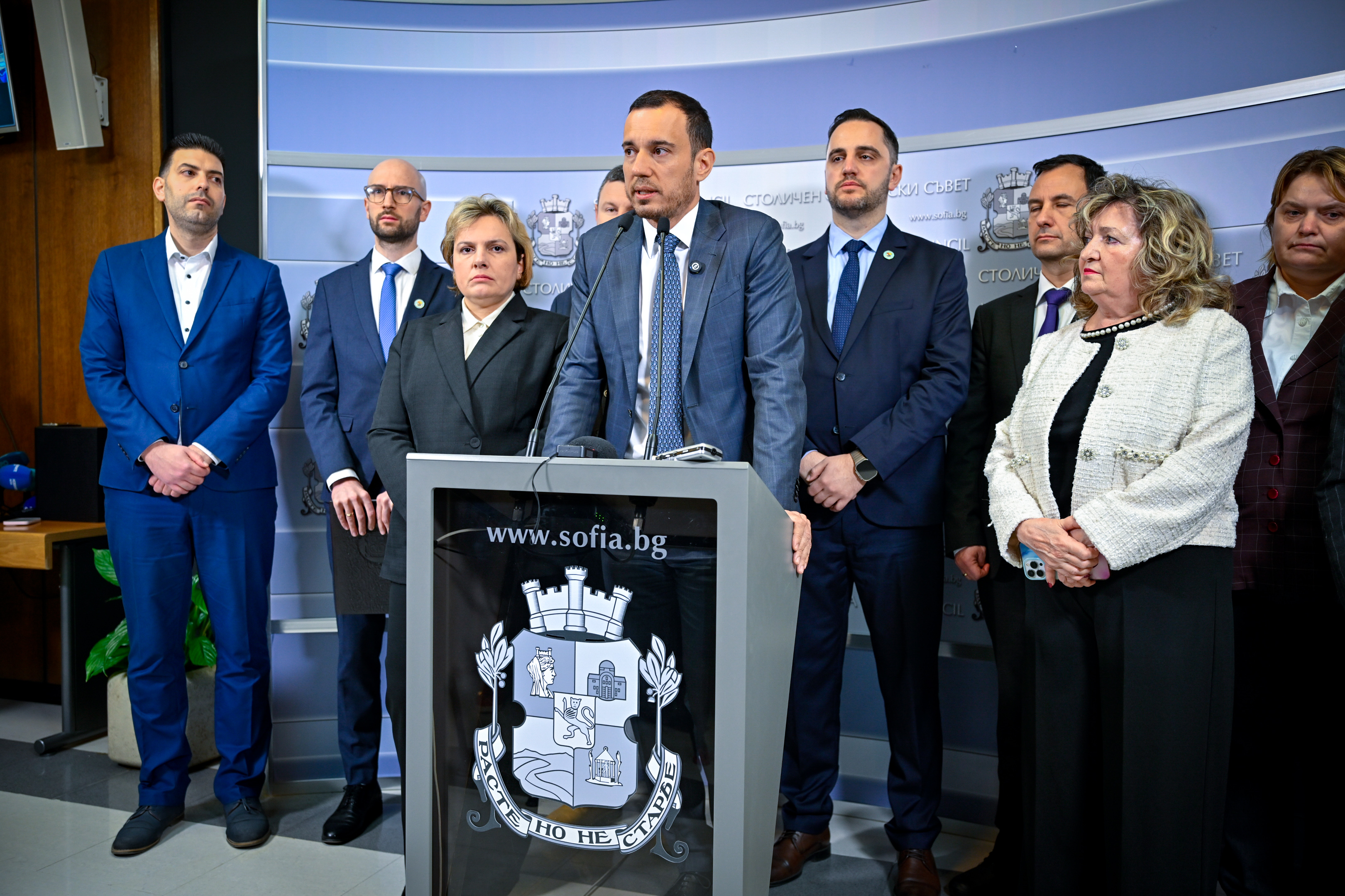 боклука в столицата  (2)