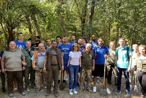 С 40 нови дървета в 