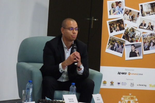 Столична община стартира пилотен проект за дигитални технологии в 20 училища