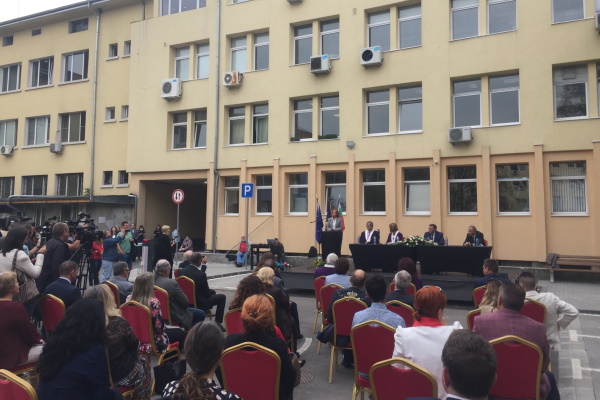 Кметът на София присъства на откриването на академичната учебна година в Медицинския университет