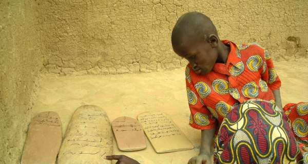 Фотографска изложба „Посоки“ в Галерия на открито в градина „Кристал” (1 – 14.09.2020)