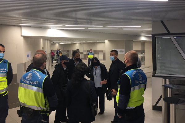 Засилват проверките за носенето на предпазни маски в градския транспорт