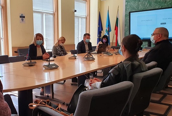 Кметът на София Йорданка Фандъкова сформира Медицински експертен съвет от общинското здравеопазване за Ковид-19