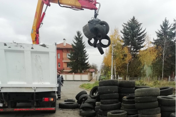 Над 280 стари автомобилни гуми събраха в с. Доброславци