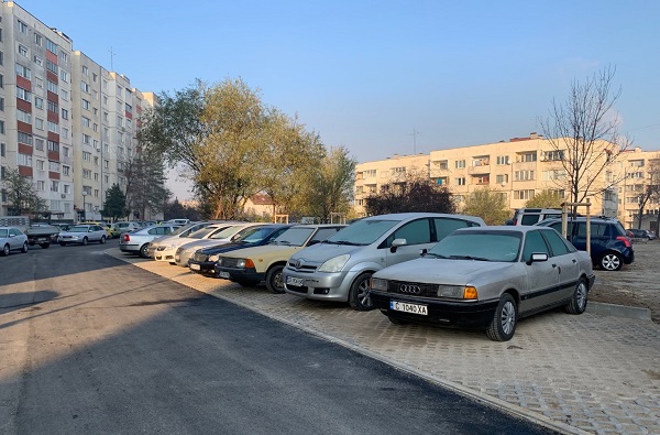 Благоустроено е пространство, определено като „кална точка“ в район 