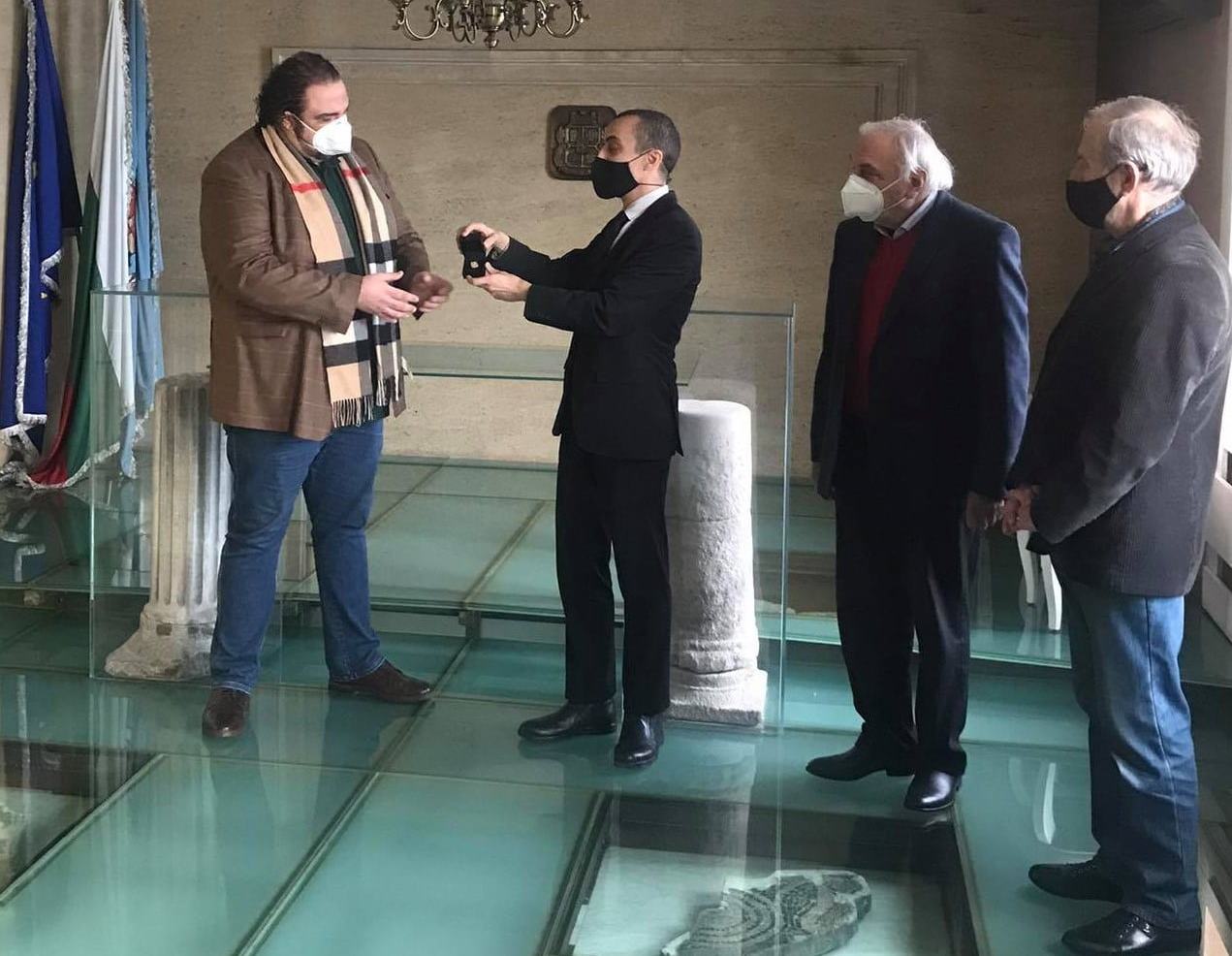 Оперният певец Кирил Манолов получи „Златен пръстен на София“