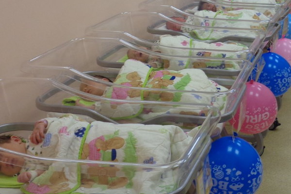 4620 бебета се родиха до Коледа в двете общински АГ болници в София