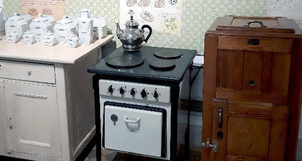 РИМ – София представя изложбата „Храни душа, да те слуша. Храненето в София и Софийско“ (05.11.2020 – 28.03.2021)