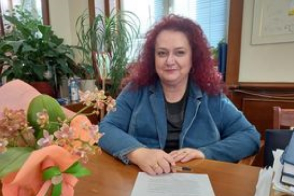 Поздравителен адрес от зам.-кмета Албена Атанасова за Световния ден на социалната работа