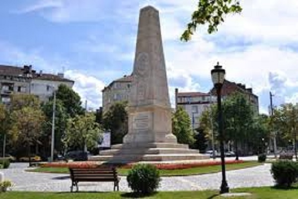 Допълнителна светлинна сигнализация е осигурена на кръстовище 