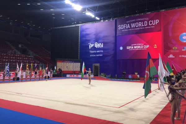 Кметът Фандъкова приветства участниците в 10-та Световна купа по художествена гимнастика