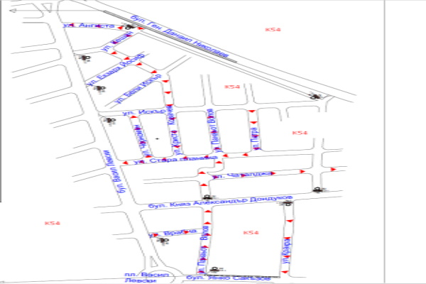Продължава миенето на улици, заключени в общо каре, в район „Оборище“