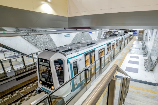 Събота и неделя ще бъде спряно временно метрото по Линия 3, за да се свържат със софтуера системите на новото трасе до „Горна баня“