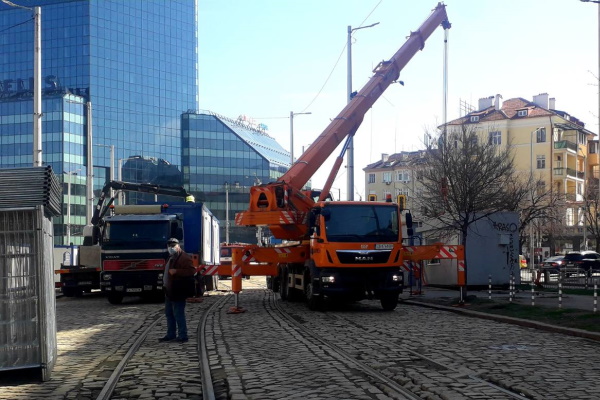 Започна реконструкцията на трамвайния релсов път на бул. „Цар Борис III“