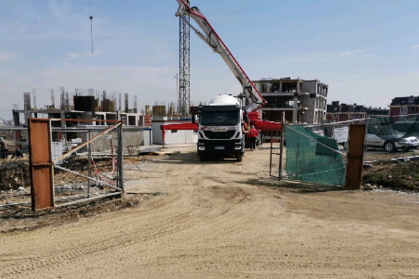 Съставени са 30 акта при проверки на строителни обекти