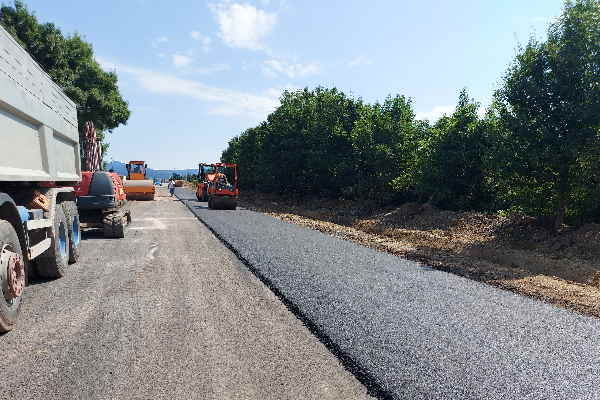 Възстановява се движението по ул. “Eзерата“ от кръстовището с ул. „Чепинско шосе“ до моста над р. Лесновска при с. Негован