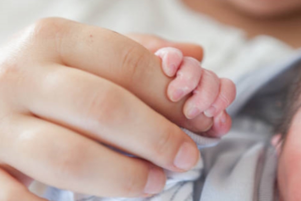 Петър е 43-ото инвитро бебе на Столична община