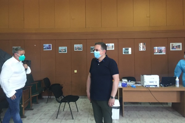 Общо 636 души се ваксинираха в днешния ден