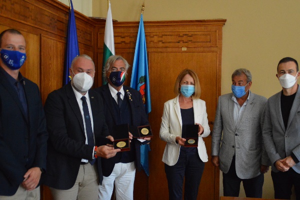 Кметът Фандъкова прие делегация на ACES Europe, водена от президента Джан Франческо Лупатели