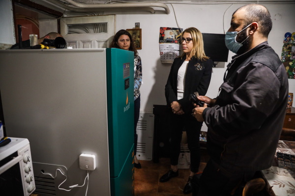 Десислава Билева: Започна подмяната на старите печки на твърдо битово гориво с нови екологични отоплителни устройства