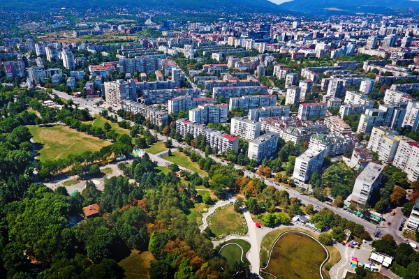 Столична община увеличава с 38% площите за миене през 2022 г.