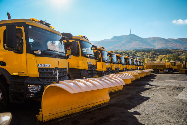 Билева: Над 330 снегопочистващи машини са предвидени за зимно почистване на София