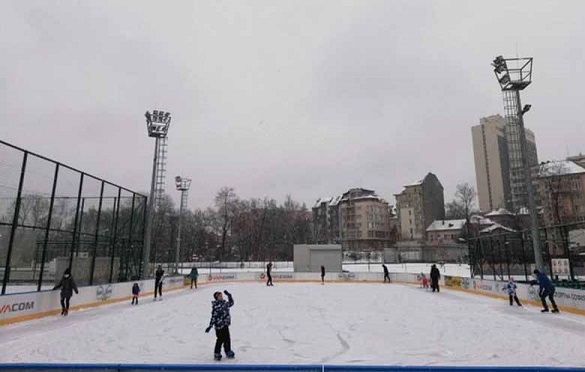 Ледената пързалка в парк „Възраждане“ ще отвори врати на 30 ноември