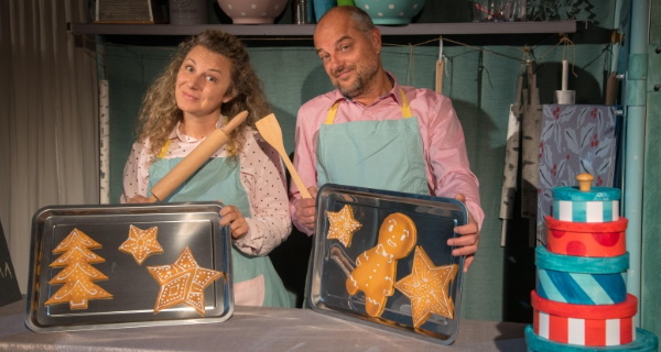 Коледните чудеса в Столичния куклен театър продължават и в празничните дни – 24, 25 и 26 декември