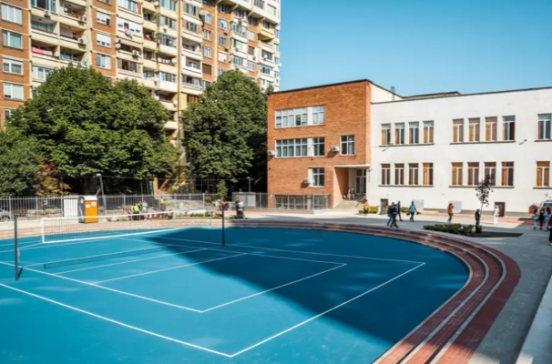 Ще бъдат създадени правила за достъп до дворовете на общинските училища