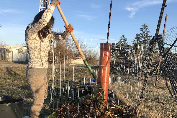 Женски пазар започна компостиране на биологичните си отпадъци