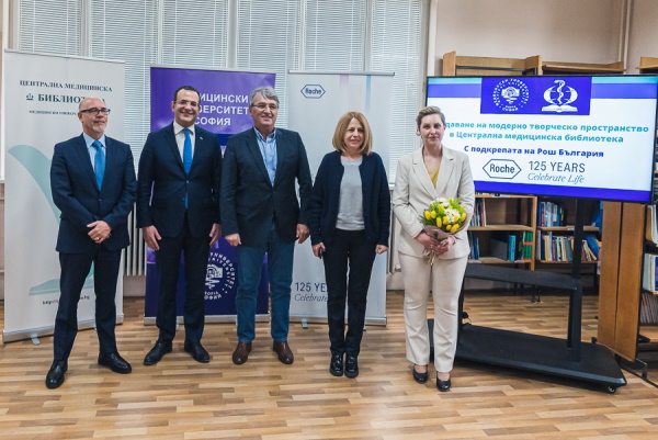 Кметът Фандъкова присъства на откриването на нова творческа зала за студенти и преподаватели в Медицинския университет
