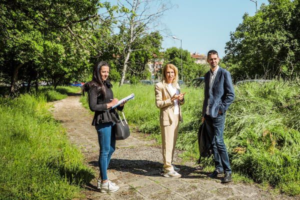 Билева: Столична община спира от днес средствата за косене на зелени площи в район „Красно село“