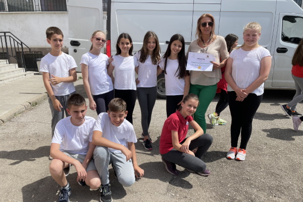 Близо 4 тона отпадъци от хартиени опаковки предадоха училища от Столична община – район „Искър“