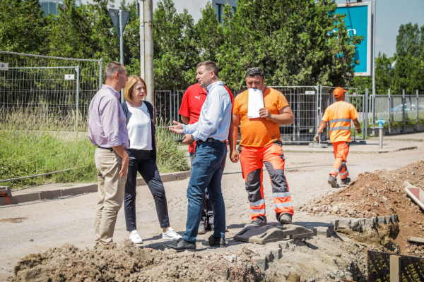 Продължава основният ремонт на втория участък от бул. “Първа българска армия“
