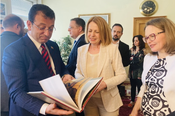 Кметът на София Йорданка Фандъкова се срещна с кмета на Истанбул Екрем Имамоглу