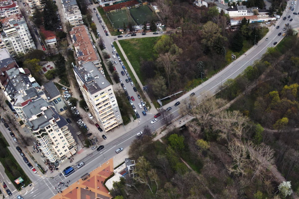 Главният архитект на София Здравко Здравков обявява конкурс за нов пешеходен мост в Южния парк