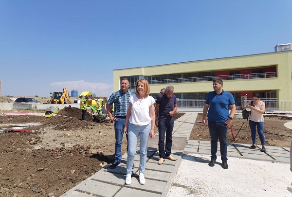 До средата на август ще бъде завършено строителството на детската градина в „Манастирски ливади-изток“