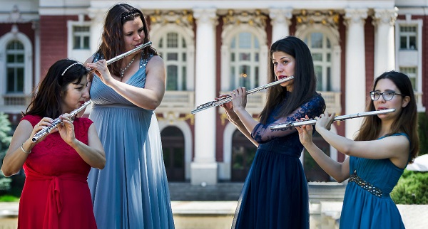 „Споделете музиката“ на Софийската филхармония: концерт на квартет „Флаутисимо“ и Весела Тричкова (арфа)