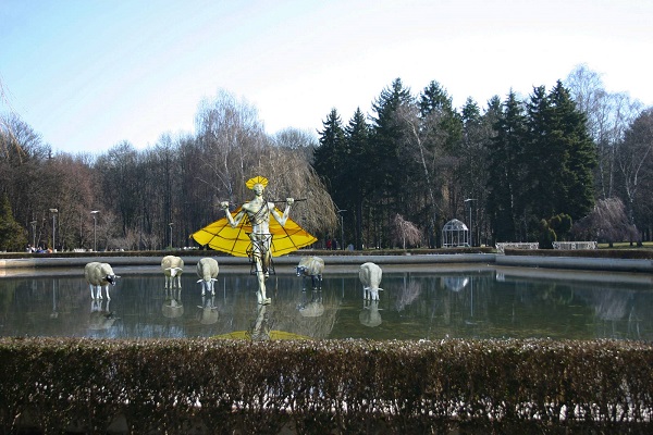 Скулптурна композиция 