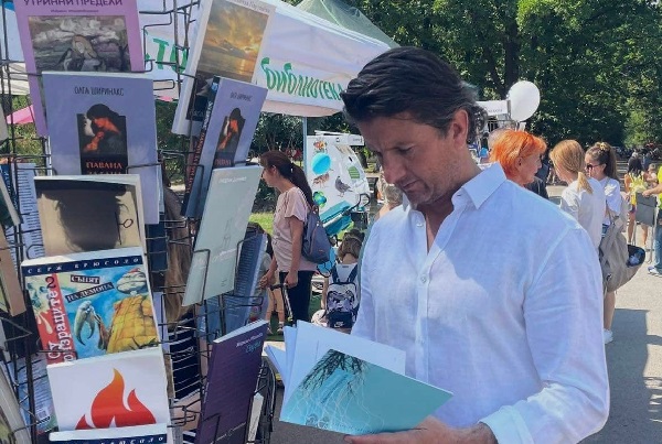 „Зелени библиотеки“ през август в парковете на София