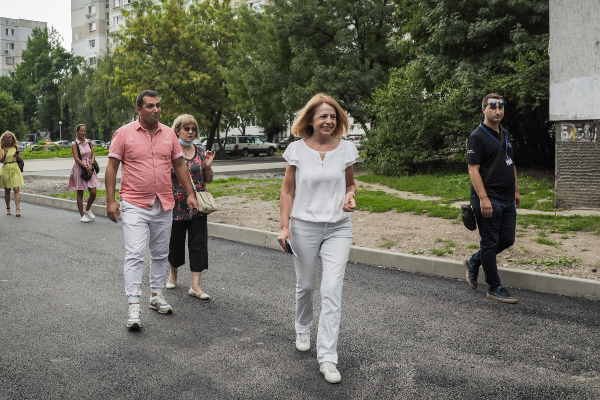 Фандъкова: Общо 39 пространства в кварталите са включени тази година в програмата ни за облагородяване на т.нар. “кални точки“