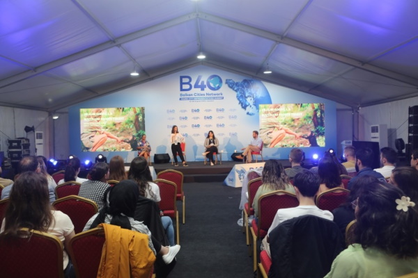 Устойчивото развитие на Балканите през погледа на младите обсъдиха студенти в Истанбул