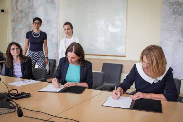 Международният “Фонд за чист въздух” ще подкрепи усилията на София за въвеждане на нискоемисионни зони за превозни средства и битово отопление