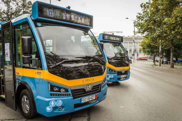 Фандъкова: Първите от малките електрически автобуси за довеждащ транспорт са факт