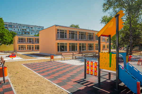 Фандъкова: В най-големия район на София успяхме да решим проблема с недостига на места в детските градини и ясли