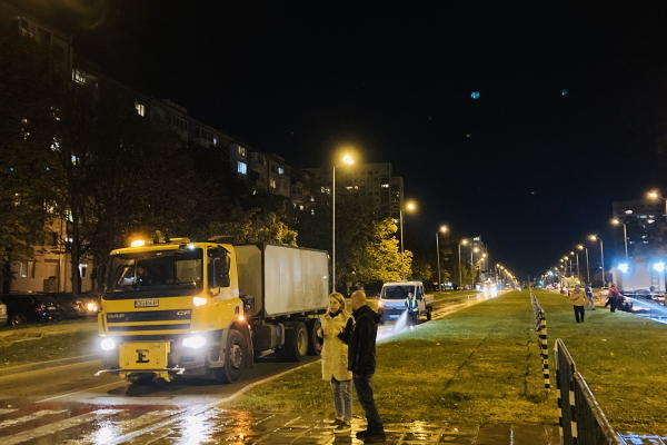 Зам.-кметът на София по екология Десислава Билева провери миенето на улици в район „Младост“