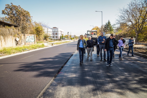 Кметът Фандъкова провери основния ремонт на бул. “Първа българска армия“
